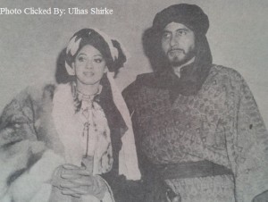 Sridevi with Amitabh bachchan during the muhurat of the film 'Khuda Gawah' 
