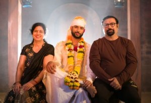 ( L to R) Indira Kapoor,Sarthak Kapoor & Vikas Kapoor