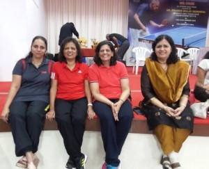 Shravani Dhapre, Suhasini Bakre, neeta Kulkarni are all smiles while posing with Smita Bodas( V.P.. Pune Dist TT Assn) 